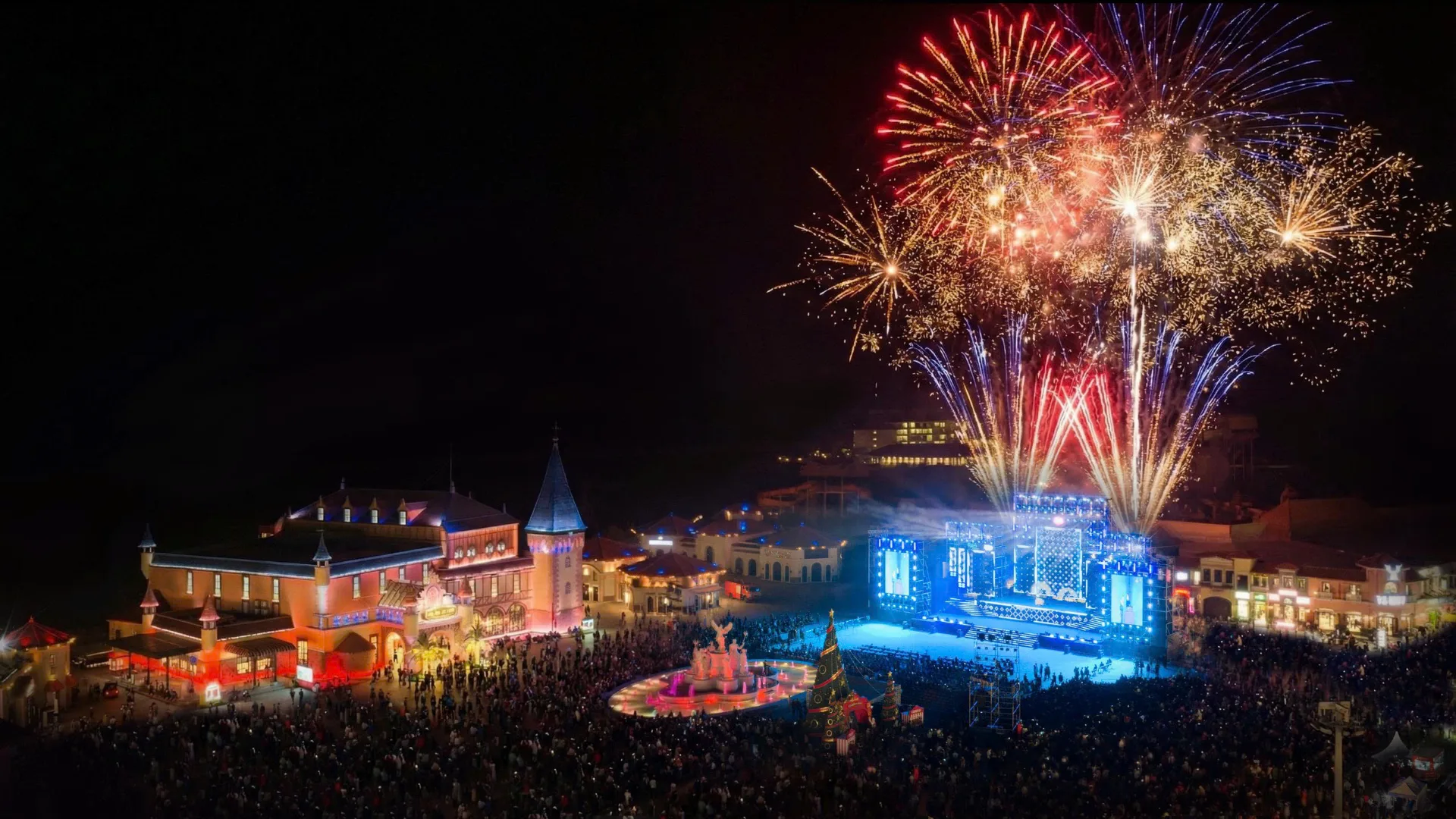 Không khí countdown 2026 rực rỡ ánh sáng, rộn ràng âm thanh và rạo rực cảm xúc tại các trung tâm lễ hội “họ Vin”