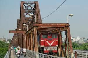 Góp ý quy hoạch Hà Nội tầm nhìn 100 năm – Bài 9: Năm điều kiện để hoàn thành 500km đường sắt Hà Nội tới năm 2035