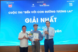 Trao giải Cuộc thi “Đến với Con đường tương lai”